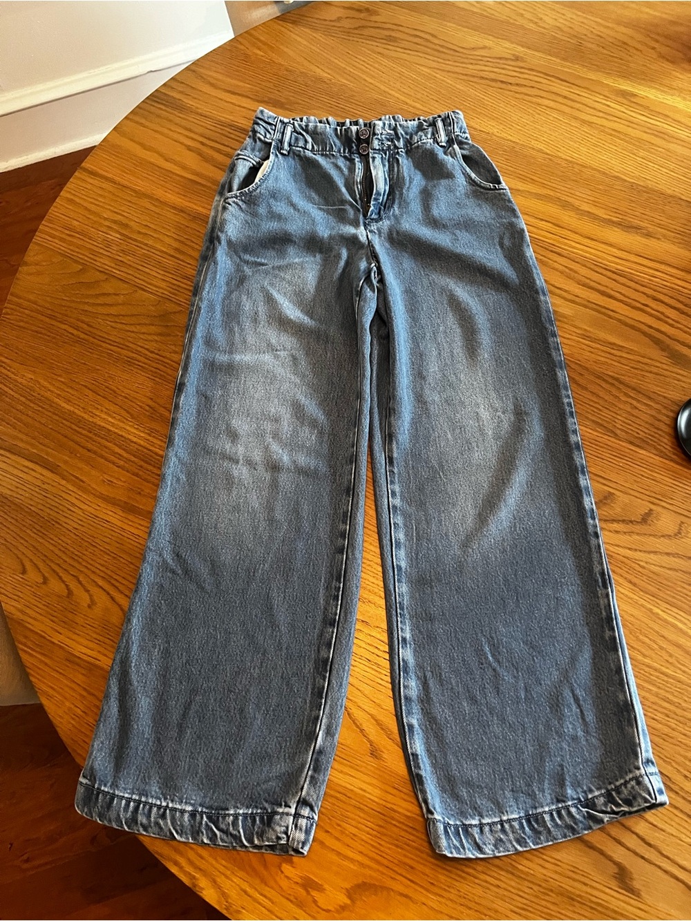 High-Rise Wide Leg Jeans in Faded Blue